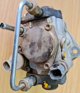 Toyota Hilux 2.5 D-4D 2KD-FTV 2005-2014 DENSO Injector Pump part# 22100-30110