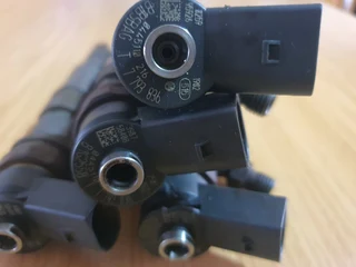 BMW E83 X3 2.0D Diesel N47N 2006-2011 Bosch Injectors Set Part# 0445 110 216