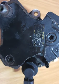 BMW E83 X3 2.0D N47D20C 2005-2011 Bosch Diesel High-Pressure Injector Pump part# 0 445 010 045