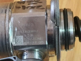 BMW E70 X5M N63 Engine CDE 2009-2013 Bosch High Pressure Pump Part# 7 595 350 01 *0 261 520 048