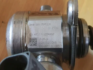 BMW E70 X5M N63 Engine CDE 2008-2015 Bosch High Pressure Pump Part# 1351 7595339