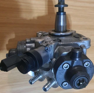 BMW F15 X5 X-Drive 3.0D N57D30A Engine CDE 2009-2018 Bosch High Pressure Pump Part# 0 0445 010 634