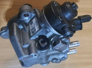 BMW F15 X5 X-Drive 3.0D N57D30A Engine CDE 2009-2018 Bosch High Pressure Pump Part# 0 0445 010 634