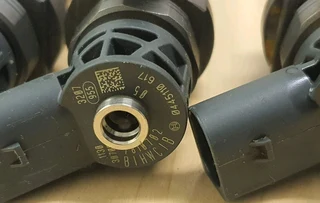 B m w f20 120 d n47 d20 c 2009 2016 bosch injectors set part # 0445 110 478