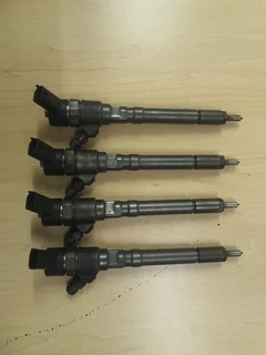Kia carens 2 0 c r d i diesel 2002 2010 bosch injectors set part# 0445 110 064
