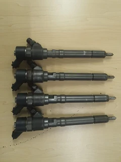 Kia carens 2 0 c r d i diesel 2002 2010 bosch injectors set part# 0445 110 064