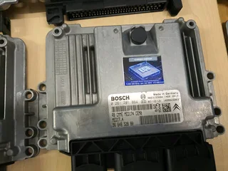 Renault Clio IV 0.9 TCE 2013-2020 Valeo ECU part# 23710 9221R
