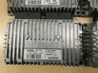 Renault Megane 1.6i 16V 1995-2008 Siemens TCM part# #7700115401