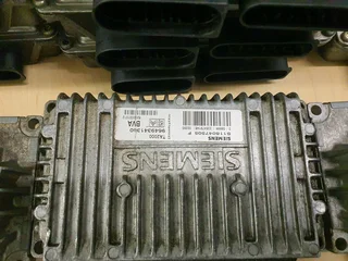 Renault Megane 1.6i 16V 1995-2008 Siemens TCM part# #7700115401