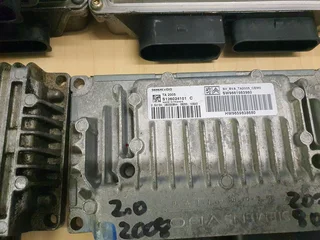 Renault Megane 1.6i 16V 1995-2008 Siemens TCM part# #7700115401