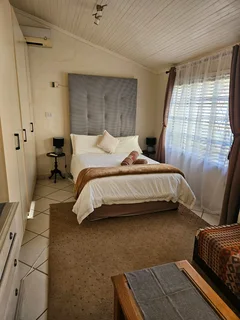 GLENASHLEY, STUNNING STUDIO PAD, FULLY FURN R9Kpm INC UTILITIES