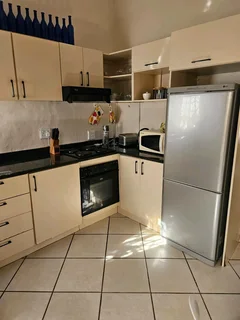 GLENASHLEY, STUNNING STUDIO PAD, FULLY FURN R9Kpm INC UTILITIES