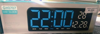 DIGITAL CLOCKS ------ PRICES R 200 - R 250