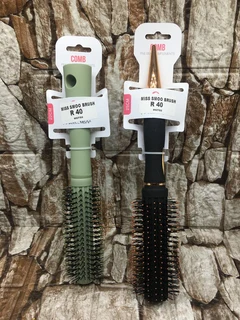 Miss Smoo Hair Brush