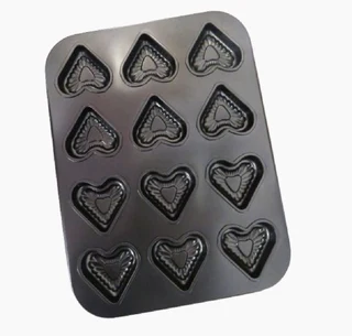 Baking Tray 12-Heart Mold Shape