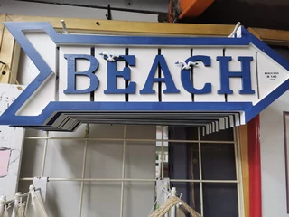 "Beach" Wood Arrow Sign