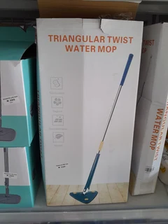 Triangular Twist Mop