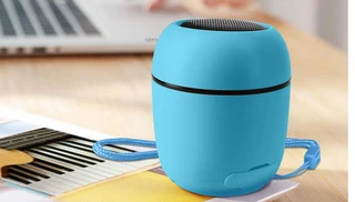 Bluetooth 5.0 Speaker 5W Radio FM Microphone And Wrist Strap -Blue