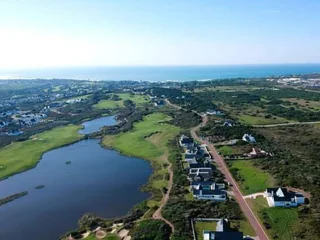 Golf/Security/Lifestyle Estate, NEW 4 Bedroom House, St Francis Links