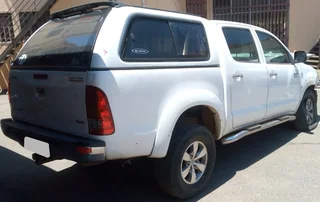 2010 Toyota Hilux 4.0L V6 Automatic 4x4 Stripping for Spares!