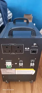 Mecer Trolley Invertor 1kw