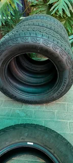 Tyres for sale 18 inch 255/65/r18 or swop for 265/65/17at