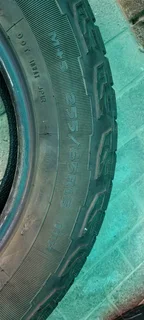 Tyres for sale 18 inch 255/65/r18 or swop for 265/65/17at