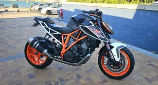 GEN 3 NEW SPEC 2019 KTM SUPER DUKE 1290R!!