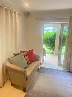 Large 1bed 1bath Flatlet Montrose/Towbush