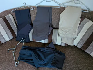 4 Branded Chinos For Men W32L32
