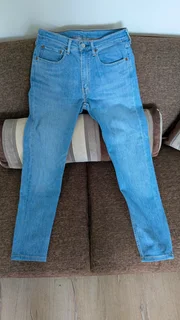 New Condition Original Levi Skinny Tapered Denim For Men