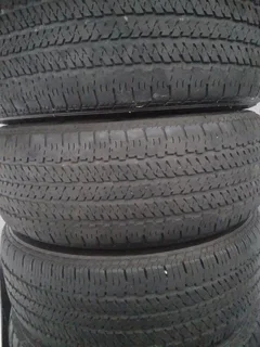 Bridgestone Dueler 255/60 X 18  A/T