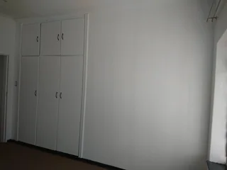 1bed cottage apartment studio bachelor Flat Essexwold Bedfordview Easy Access to Airport Edenvale N3