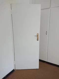 1bed cottage apartment studio bachelor Flat Essexwold Bedfordview Easy Access to Airport Edenvale N3