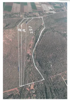 PARADISE DISCOVERED - 17 HA RIVER FRONT PROPERTY