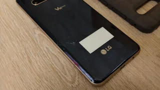 LG V60 ThinQ 6.8inch P-OLED 256GB with Cover for sale