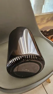 Apple Mac Pro Quad Core Intel Xeon 24GB ram 512GB Flash SSD FirePro GPU 2GB for sale