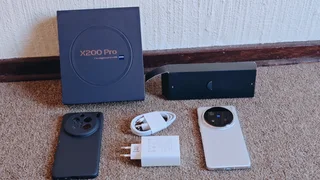 Vivo X200 Pro 6.78inch Amoled Lpto 5g 16gb 512gb With Fast Charger And Box For Sale