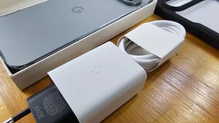 New Google Pixel 9 Pro XL 6.8inch OLED 128GB with Google Charger and Cover for sale