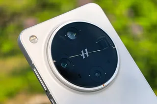 Oppo Find X8 Ultra 6.82inch AMOLED LPTO 16GB ram 512GB with Fast Charger and Cover for sale