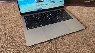 Apple 14inch M1 Pro XDR Liquid Retina Display MacBook Pro 14-GPU 16GB ram 1TB SSD for sale