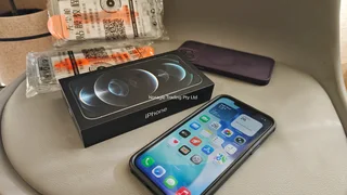 Apple iPhone 12 Pro Max 6.7inch OLED Retina 256GB with Box Accesories for sale
