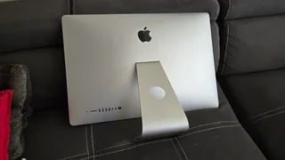 27inch QHD Slim iMac Intel Quad Core i7 8GB ram 128GB Flash SSD with 1TB SATA Drive for sale