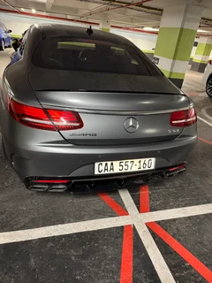 2018 Mercedes-Benz S-Class Coupe AMG    S63.      Yellow EDITION! V8. Sound
