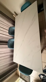 Dining Table with Chairs For Sale!