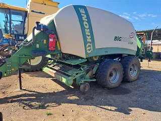 Krone big pack baler