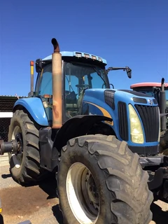 New Holland T8040