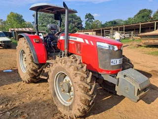 Massey Ferguson 4708