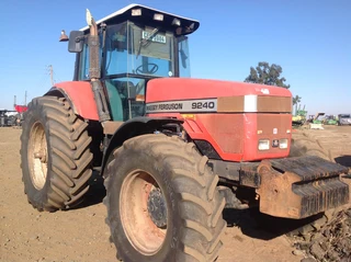 Massey Ferguson9240