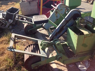 Bloubuffelgras planter